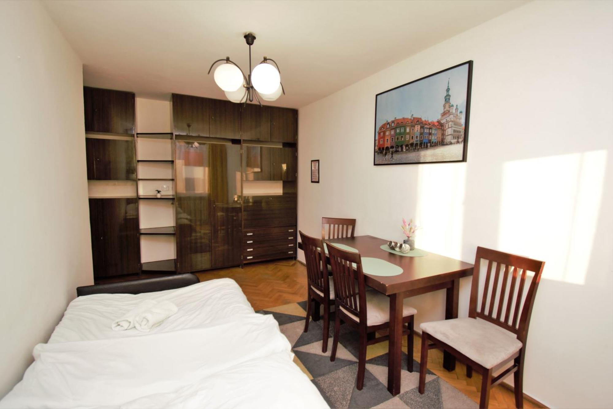 Roomspoznan Pl - Powstancow Wielkopolskich 23 - 24H Self Check-In ภายนอก รูปภาพ